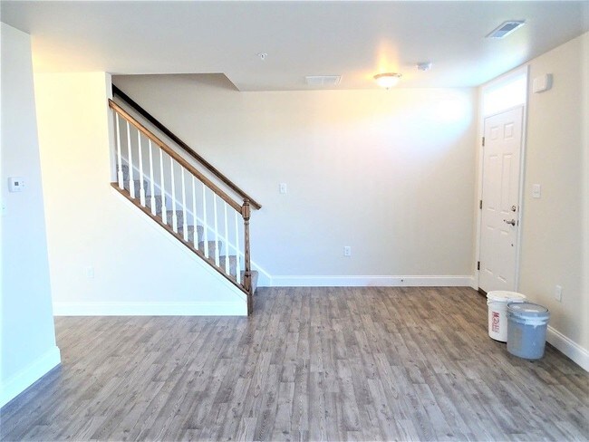 Building Photo - 125 Redstone Drive