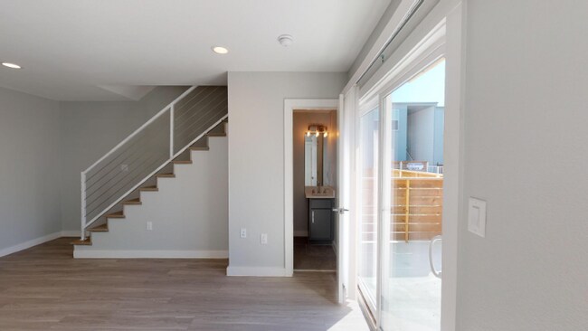 Foto del edificio - 3328 Cedarplaza Ln