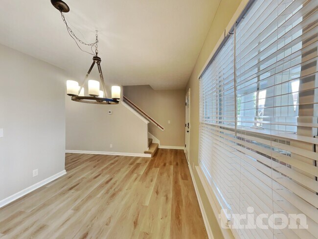 Foto del edificio - 4453 Frost St