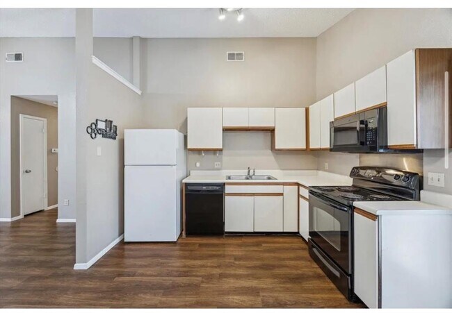 Foto del edificio - 1015 E Yager Ln