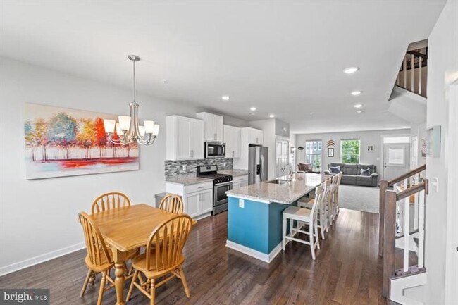 Foto del edificio - 1304 SANDOVAL Ct