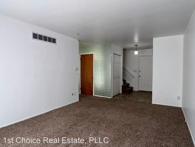 Foto del edificio - 3 br, 1.5 bath House - 1363 W Lake Lansing Rd