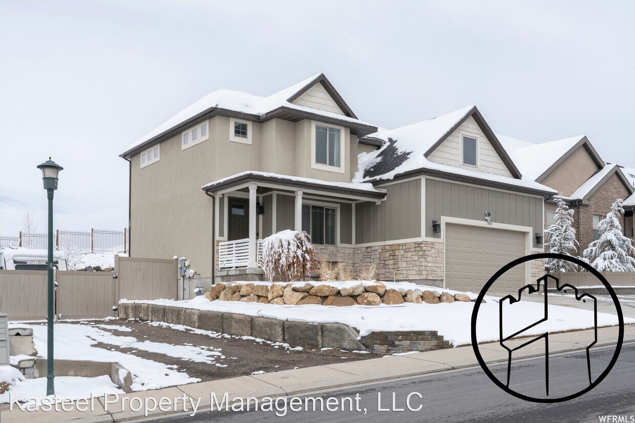 Primary Photo - 5 br, 3.5 bath House - 9109 North Clubhous...