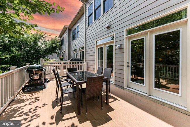 Foto del edificio - 7240 Magpie Ln