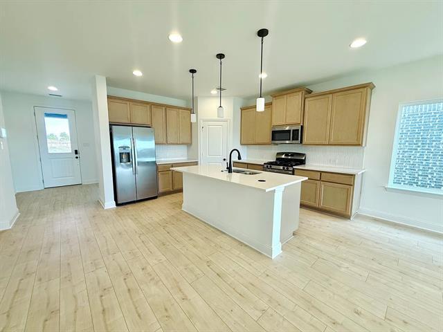 Foto del edificio - 2124 Rhodora Ave