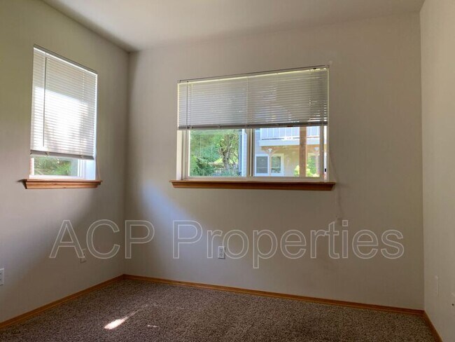 Building Photo - 3442 Abbott St