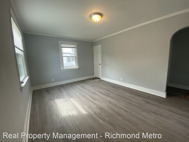 Building Photo - 2 br, 1 bath House - 3220 Rosewood Avenue