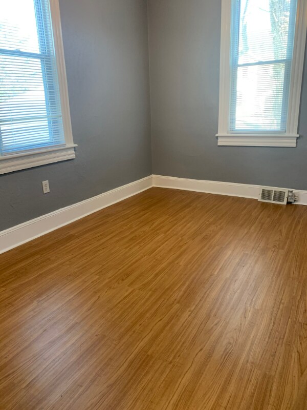 Foto del edificio - 415 W Grove St