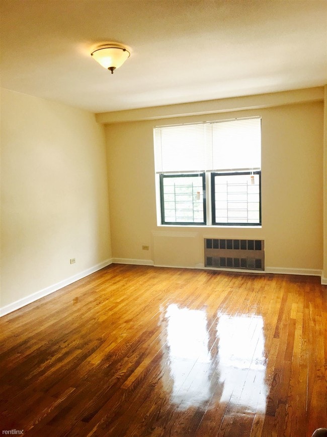 Building Photo - 8815 144th St