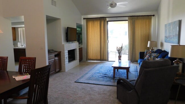 Building Photo - 281 Calle Del Verano