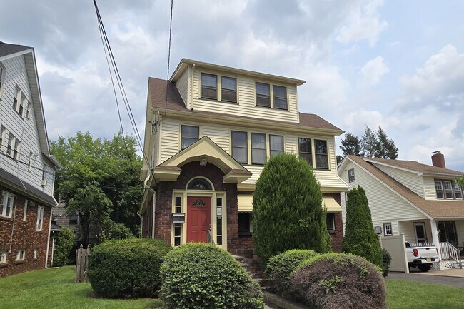 Building Photo - 75 Williamson Ave