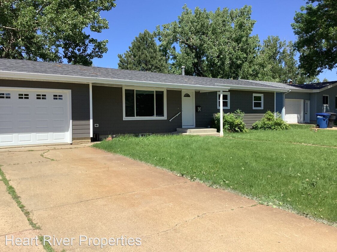 Building Photo - 4 br, 2 bath House - 231 Benton St