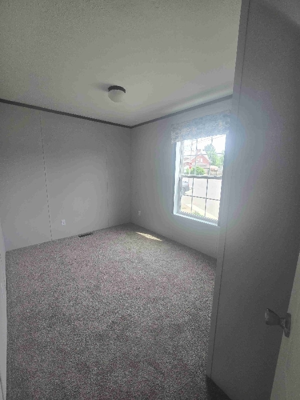 Building Photo - 103 S Scioto St