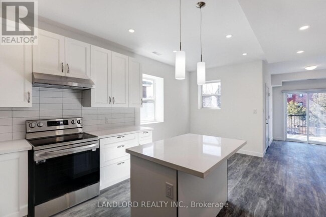 Photo du bâtiment - 620 Bathurst St