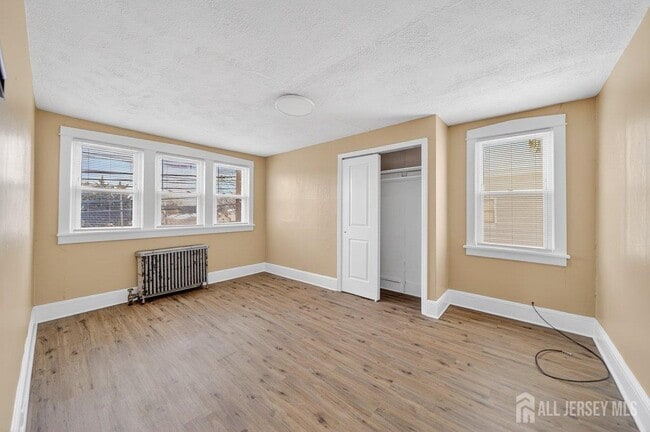 Building Photo - 1167 Green St