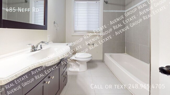 Foto del edificio - 485 Neff Rd