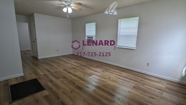 Foto del edificio - Chestnut St. Houses