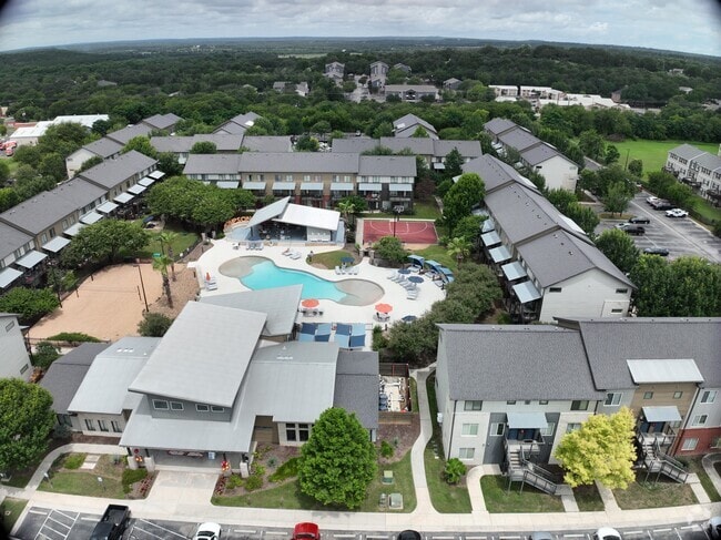 3D Exterior - The Thompson | Student Housing