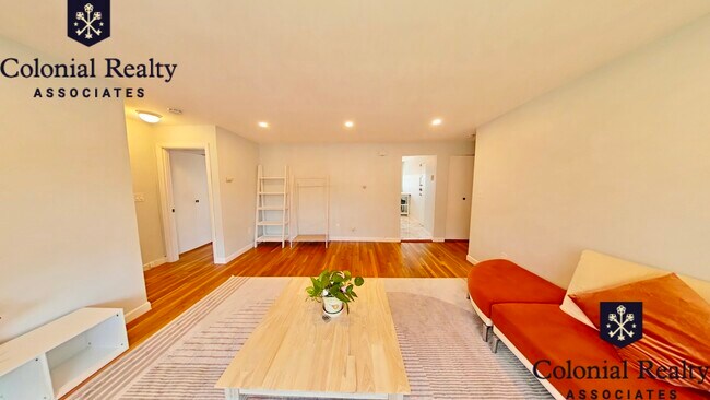 Foto del edificio - 55 Colborne Rd