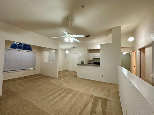 Building Photo - 1602 Columbia Arms Cir
