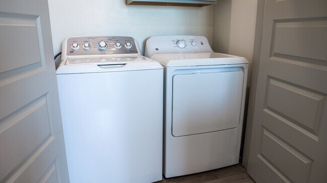 The Cedar: 2BR, 2BA- Laundry In-Unit - The Waters at West Village