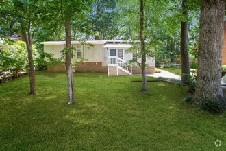 Building Photo - 112 Wateroak Dr