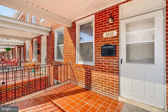 Building Photo - Well-Located 3BR Row Home Close to Johns Hopkins & Bayview