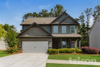 Building Photo - 205 Margrave Dr