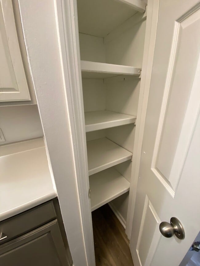 Building Photo - Arlington Apartments