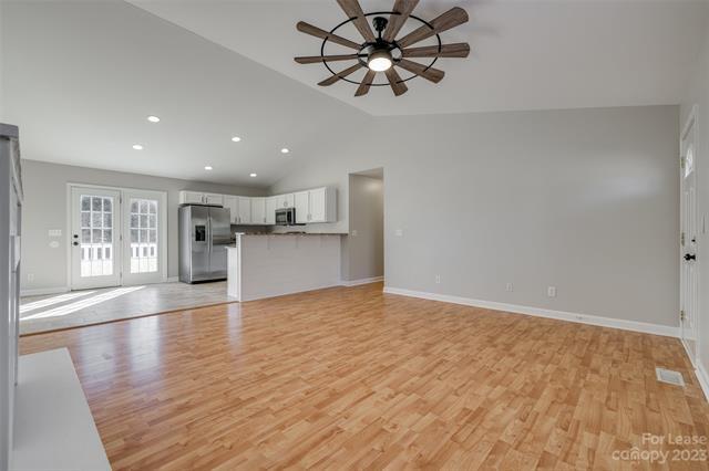 Building Photo - 1111 Quail Haven Dr