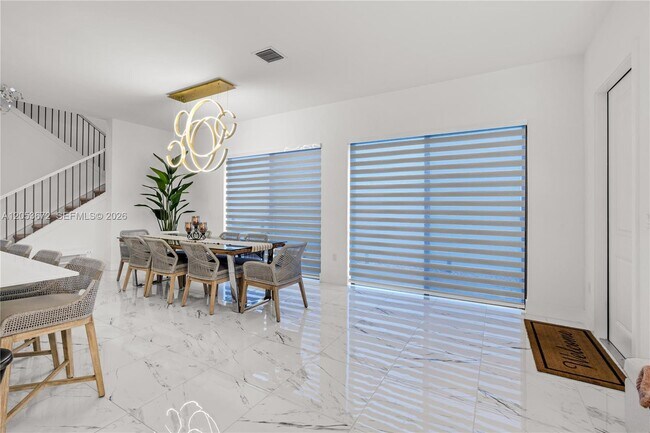 Foto del edificio - 4374 NW 81st Ave