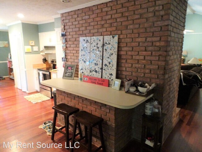 Building Photo - 3 br, 2 bath House - 14 Woodland Trail