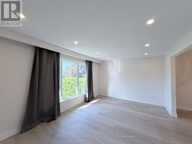 Building Photo - 25 Glenridge Rd
