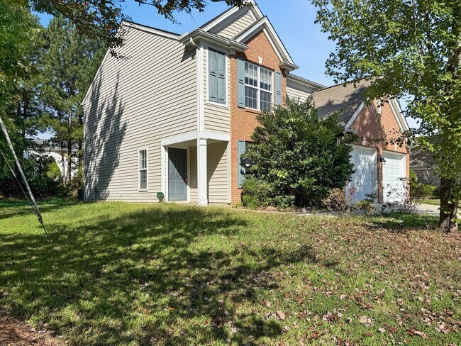 Building Photo - Stunning 4-bedroom, 2.5-bathroom home loca...