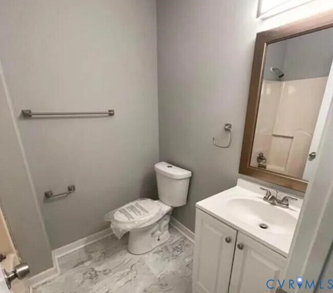 Foto del edificio - 9307 Lost Forest Dr