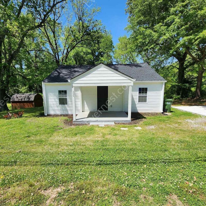 306 Walker Dr, Monroe, GA 30655 House Rental in Monroe, GA