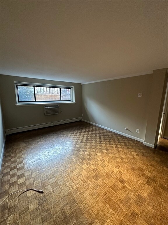 Building Photo - 375 Harvard St