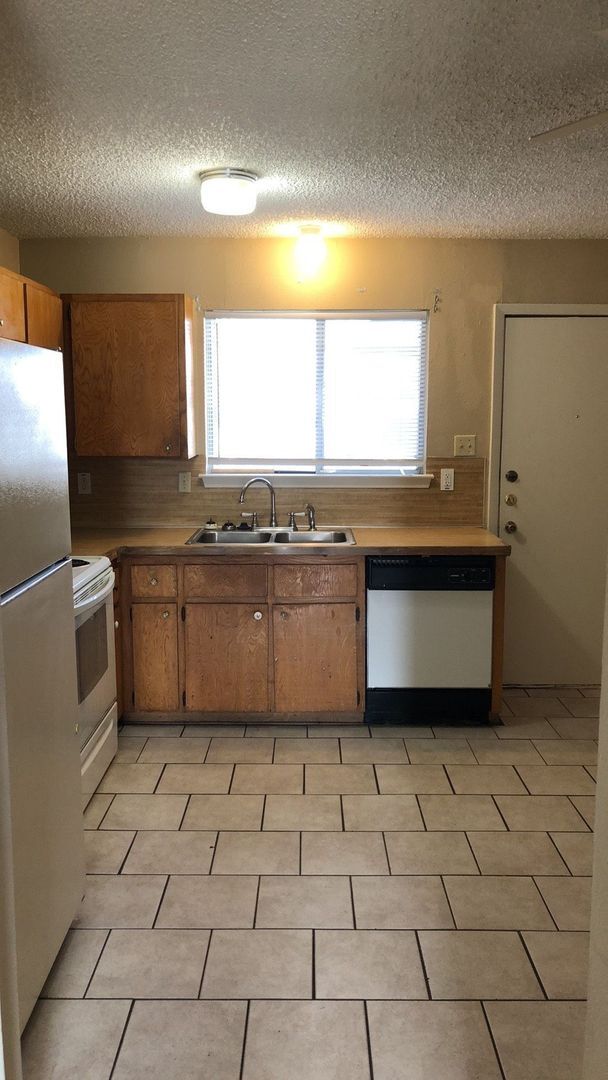 Building Photo - COMING SOON!