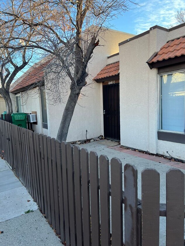 1040 Baywood Dr, Sparks, NV 89434 House Rental in Sparks, NV