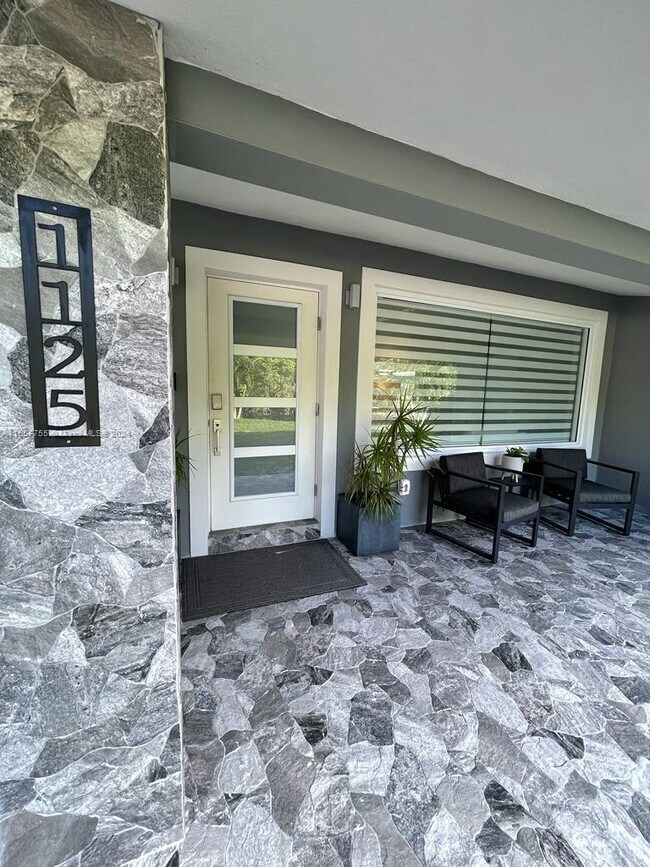 Foto del edificio - 1125 SW 8th Ave