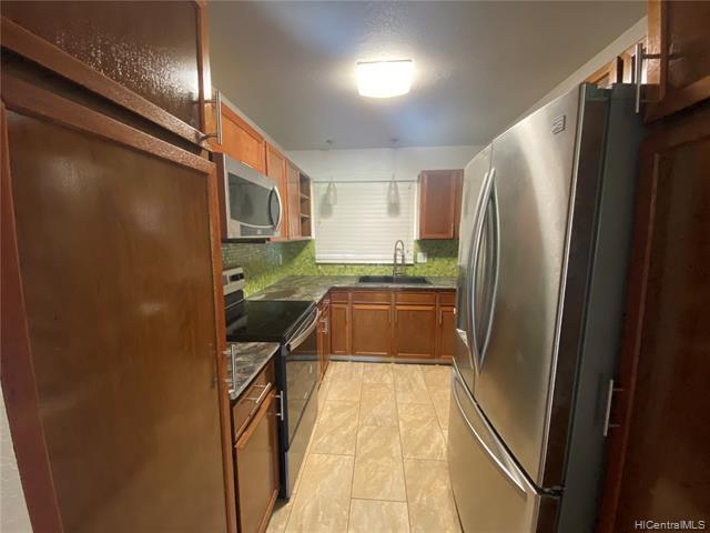 Building Photo - 98-854-854 Noelani St