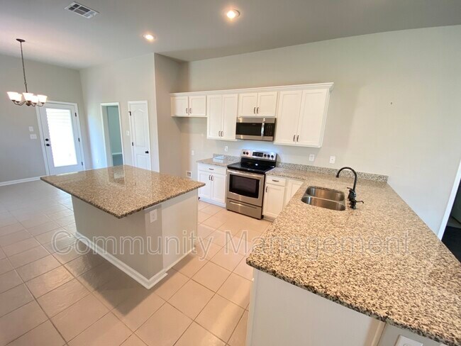 Foto del edificio - 38445 Brown Rd