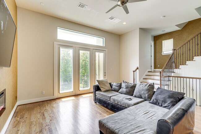 Foto del edificio - 1613 Bonner St