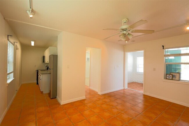 Foto del edificio - 115 145th Ave