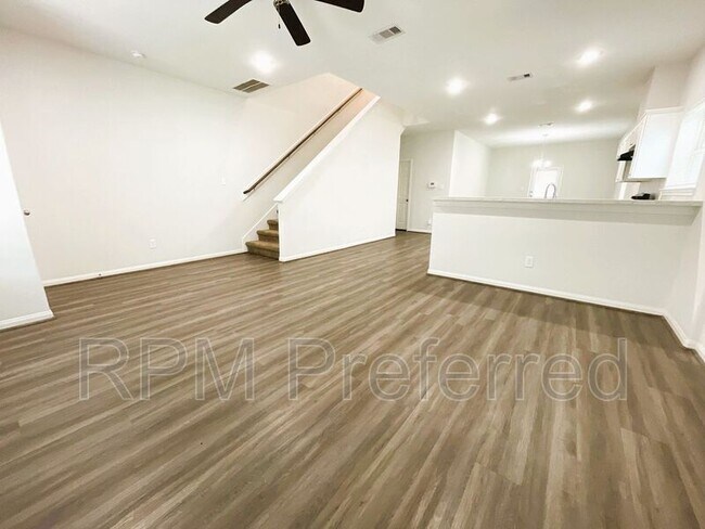 Foto del edificio - 8722 Scott St