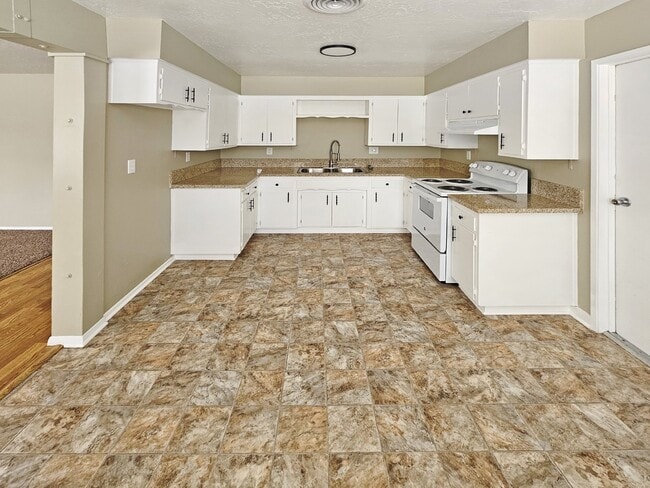 Foto del edificio - 6552 Valley Ave