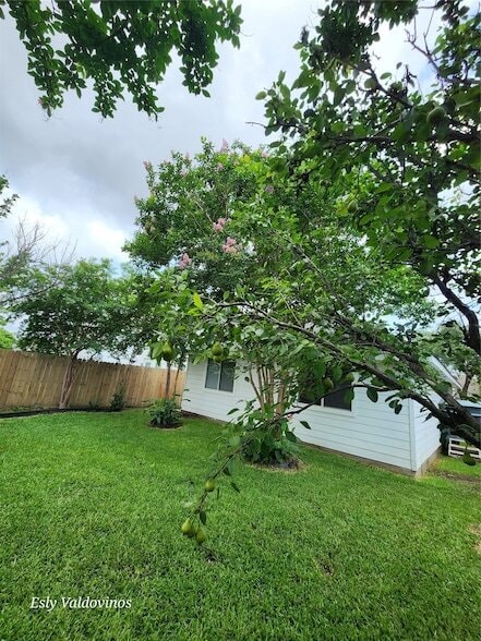 Foto del edificio - 638 Aldenwick Ln