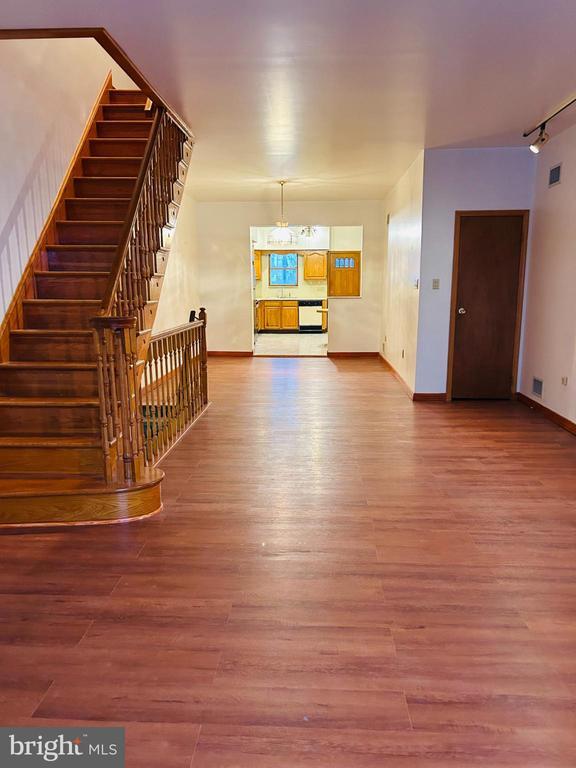 Foto del edificio - 1507 W Shunk St