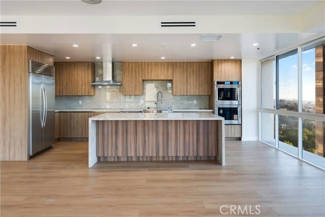 Building Photo - 10750 Wilshire Blvd