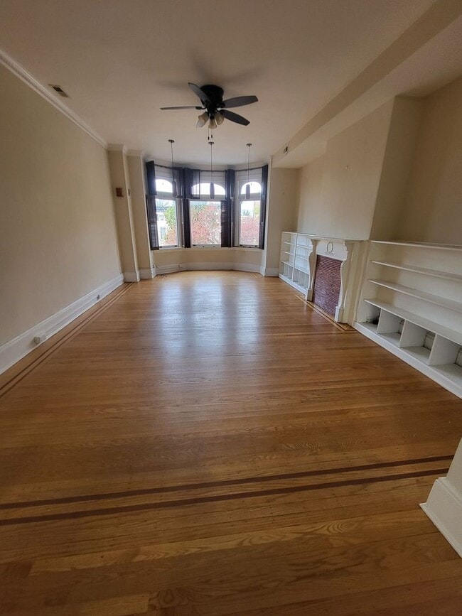 Foto del edificio - 2619 St Paul St